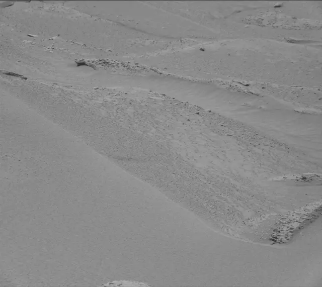 Sol 3857: Mast Camera (Mastcam)