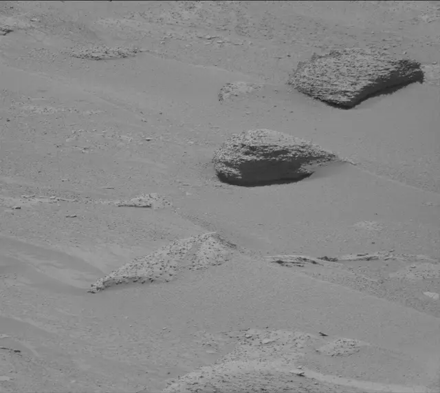 Sol 3857: Mast Camera (Mastcam)