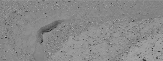 Sol 3858: Mast Camera (Mastcam)
