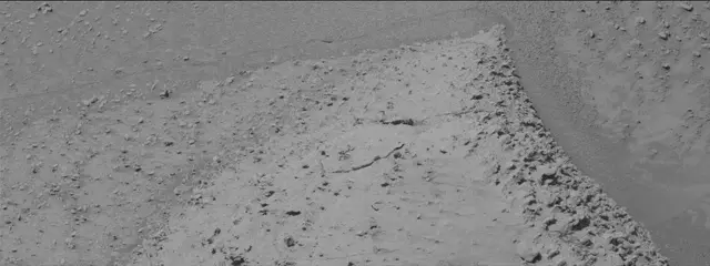 Sol 3858: Mast Camera (Mastcam)