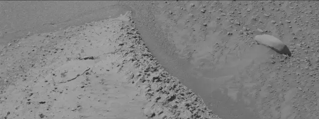 Sol 3858: Mast Camera (Mastcam)