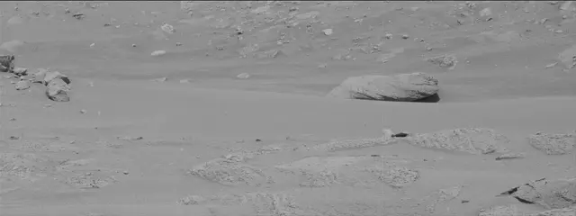 Sol 3858: Mast Camera (Mastcam)