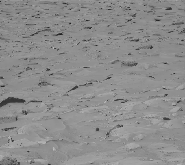 Sol 3858: Mast Camera (Mastcam)