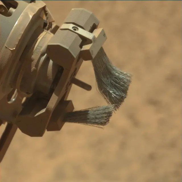 Sol 3858: Mast Camera (Mastcam)