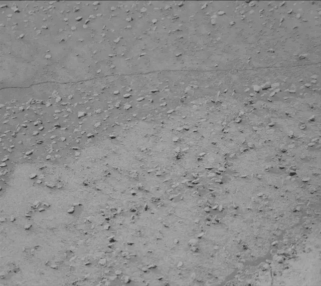 Sol 3858: Mast Camera (Mastcam)