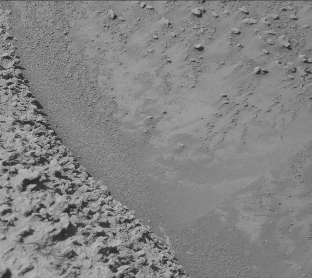 Sol 3858: Mast Camera (Mastcam)