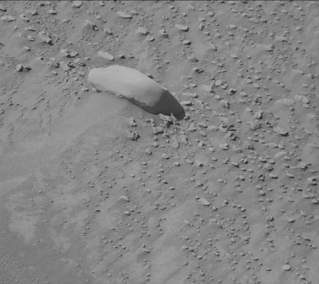 Sol 3858: Mast Camera (Mastcam)