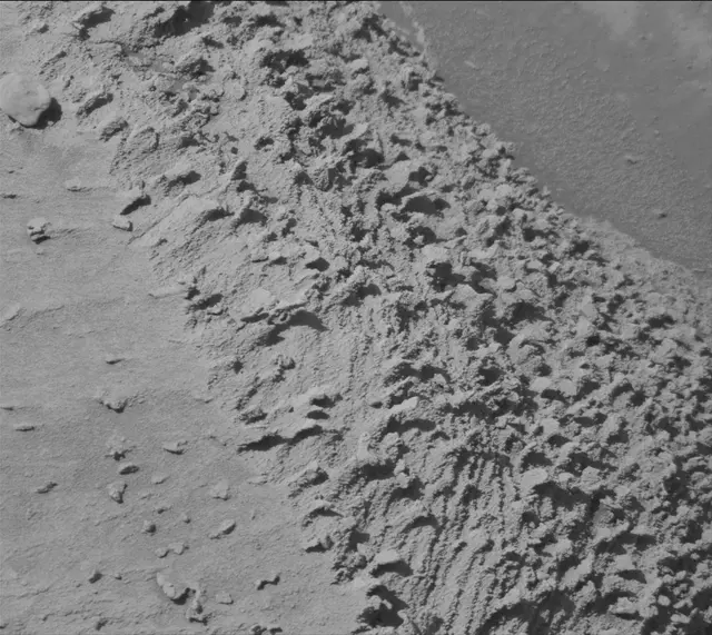 Sol 3858: Mast Camera (Mastcam)