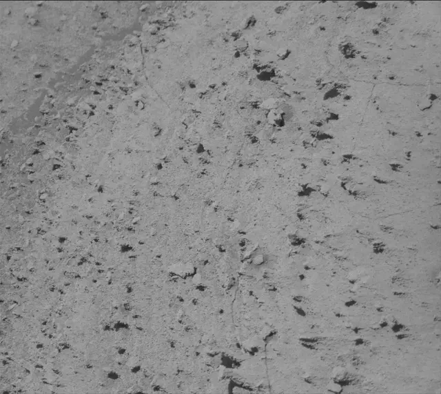 Sol 3858: Mast Camera (Mastcam)
