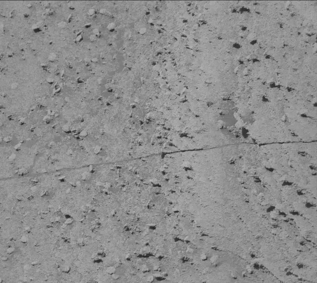 Sol 3858: Mast Camera (Mastcam)