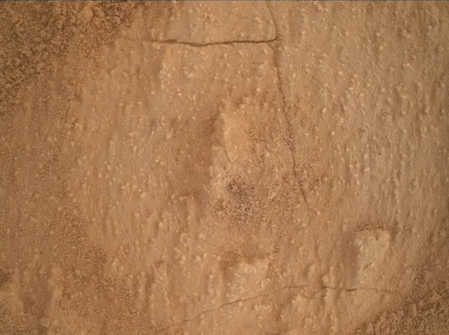 Sol 3858: Mars Hand Lens Imager (MAHLI)