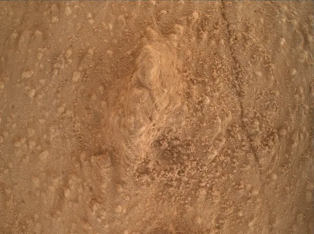 Sol 3858: Mars Hand Lens Imager (MAHLI)