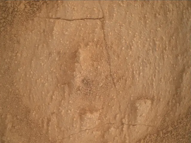Sol 3858: Mars Hand Lens Imager (MAHLI)