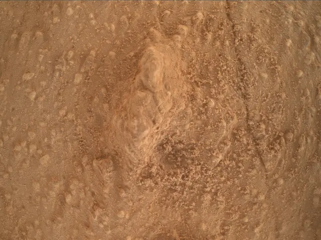 Sol 3858: Mars Hand Lens Imager (MAHLI)