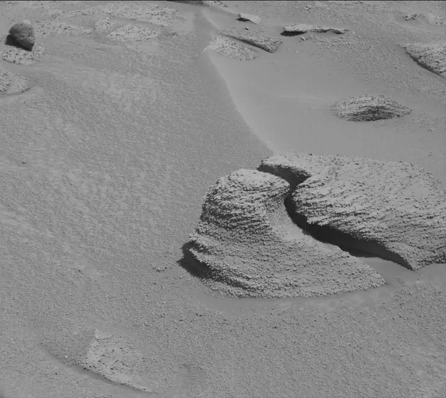 Sol 3859: Mast Camera (Mastcam)