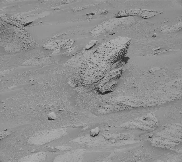 Sol 3859: Mast Camera (Mastcam)