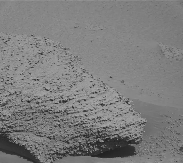 Sol 3859: Mast Camera (Mastcam)