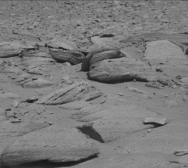 Sol 3859: Mast Camera (Mastcam)