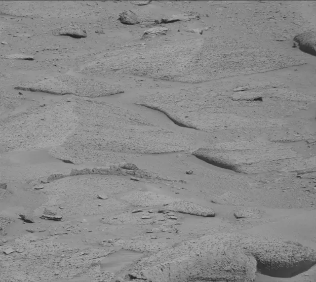 Sol 3859: Mast Camera (Mastcam)