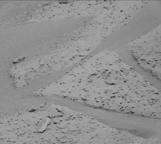 Sol 3859: Mast Camera (Mastcam)
