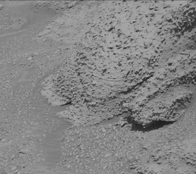 Sol 3859: Mast Camera (Mastcam)