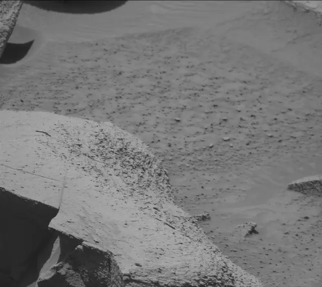 Sol 3859: Mast Camera (Mastcam)