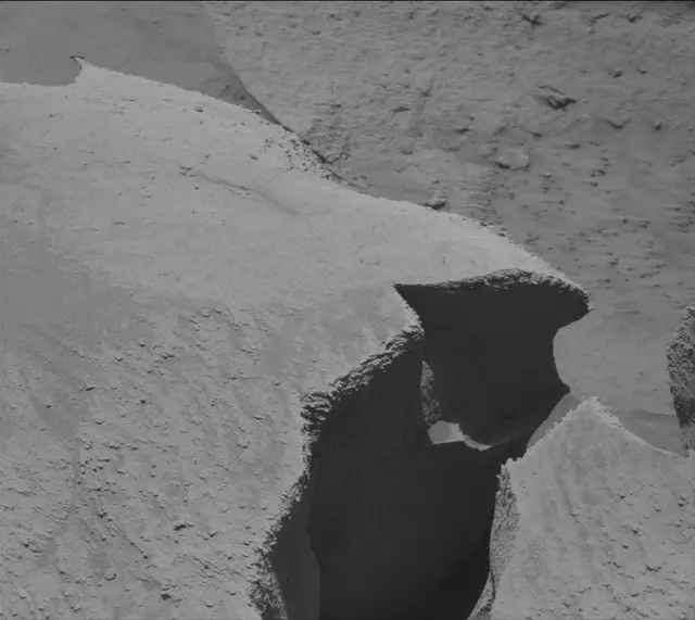 Sol 3859: Mast Camera (Mastcam)
