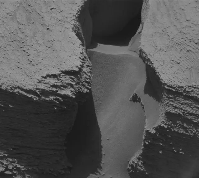 Sol 3859: Mast Camera (Mastcam)