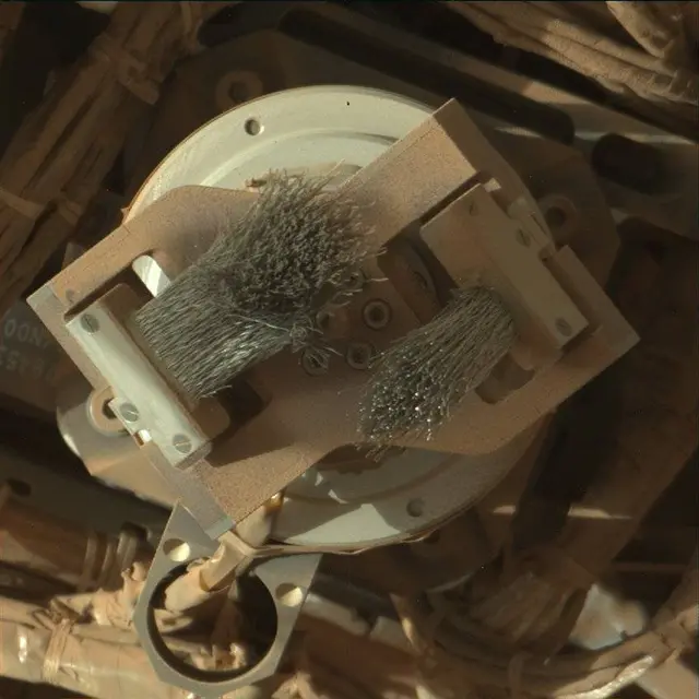 Sol 3859: Mast Camera (Mastcam)