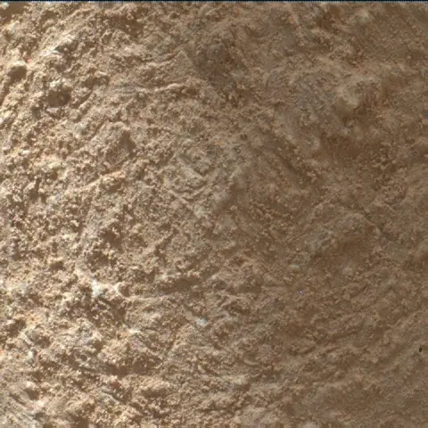 Sol 3859: Mars Hand Lens Imager (MAHLI)