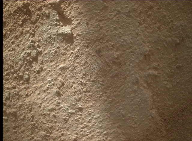 Sol 3859: Mars Hand Lens Imager (MAHLI)