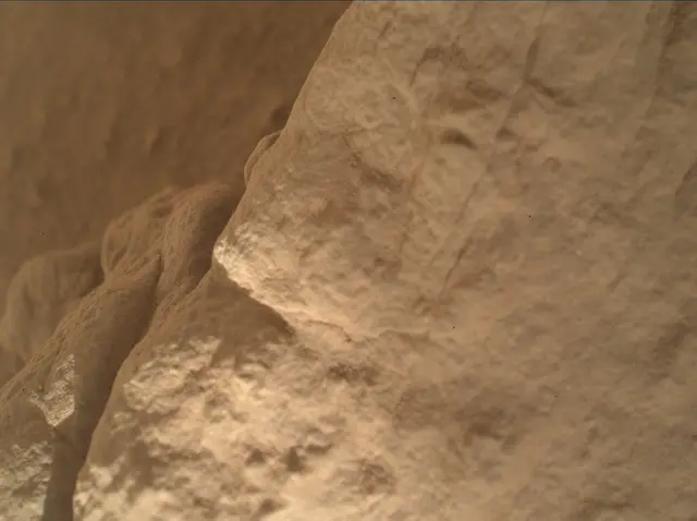 Sol 3859: Mars Hand Lens Imager (MAHLI)