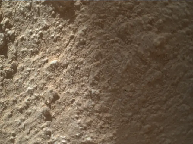 Sol 3859: Mars Hand Lens Imager (MAHLI)