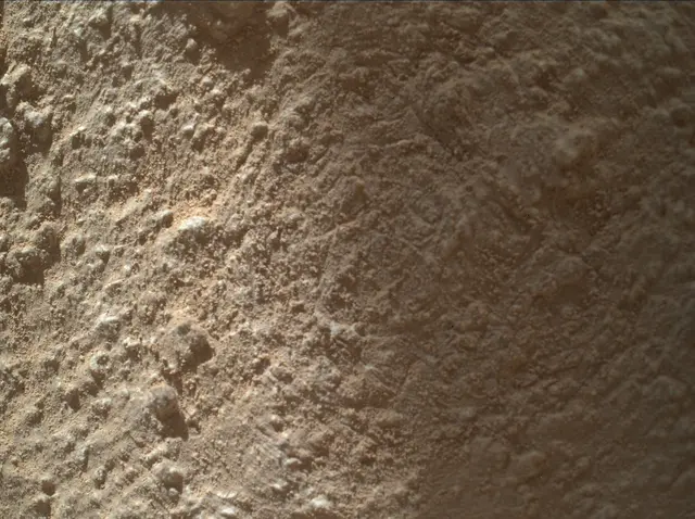 Sol 3859: Mars Hand Lens Imager (MAHLI)