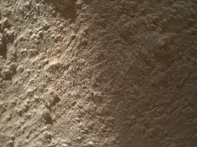 Sol 3859: Mars Hand Lens Imager (MAHLI)