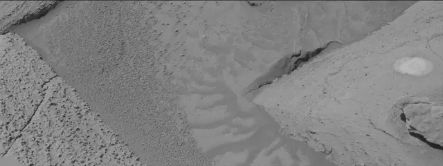 Sol 3860: Mast Camera (Mastcam)