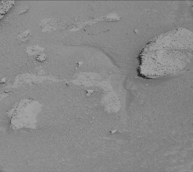 Sol 3860: Mast Camera (Mastcam)