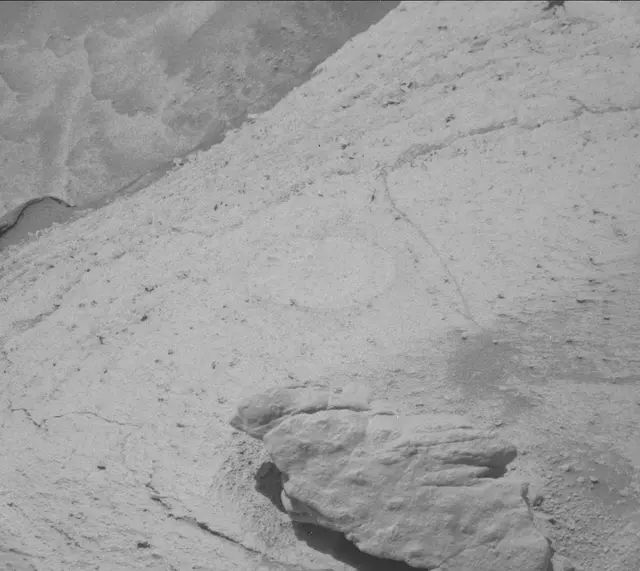 Sol 3860: Mast Camera (Mastcam)