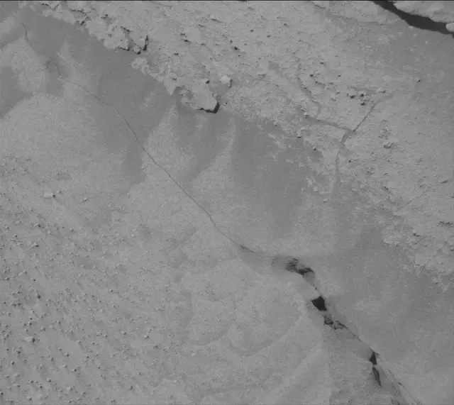 Sol 3860: Mast Camera (Mastcam)