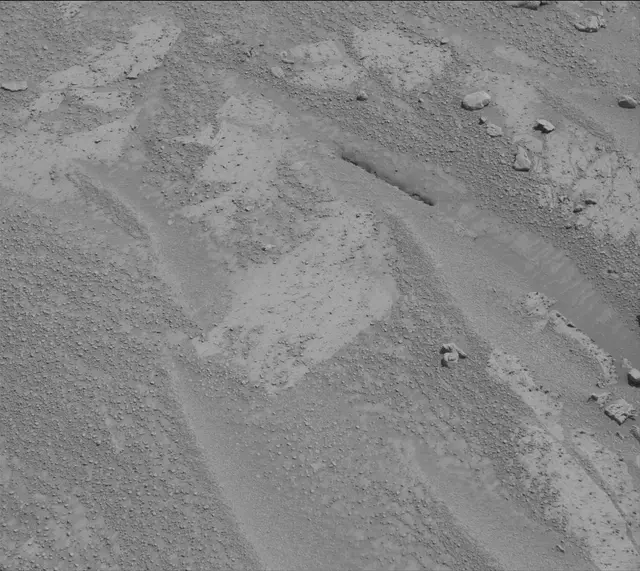 Sol 3861: Mast Camera (Mastcam)