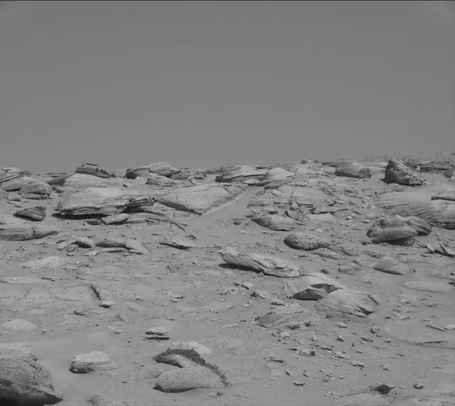 Sol 3861: Mast Camera (Mastcam)