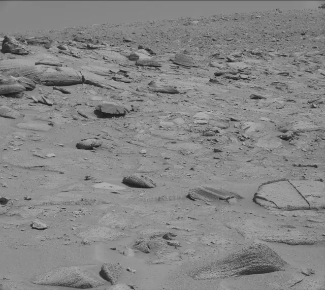 Sol 3861: Mast Camera (Mastcam)