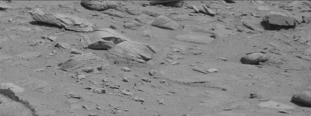 Sol 3861: Mast Camera (Mastcam)