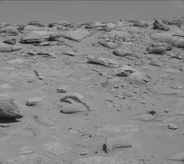 Sol 3861: Mast Camera (Mastcam)