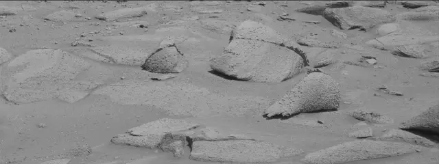 Sol 3861: Mast Camera (Mastcam)