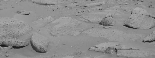 Sol 3861: Mast Camera (Mastcam)