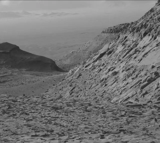 Sol 3861: Mast Camera (Mastcam)