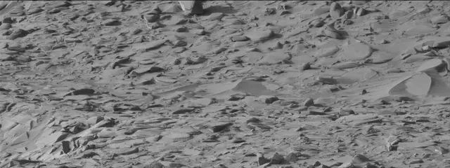 Sol 3861: Mast Camera (Mastcam)