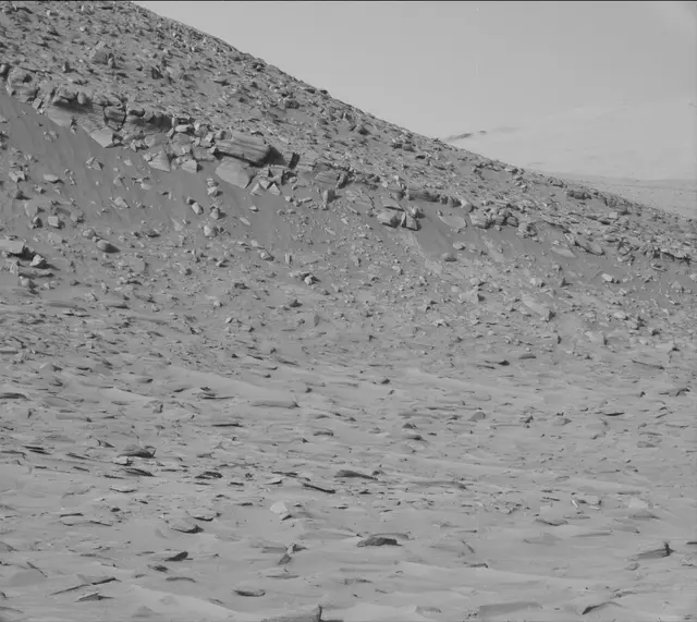 Sol 3861: Mast Camera (Mastcam)