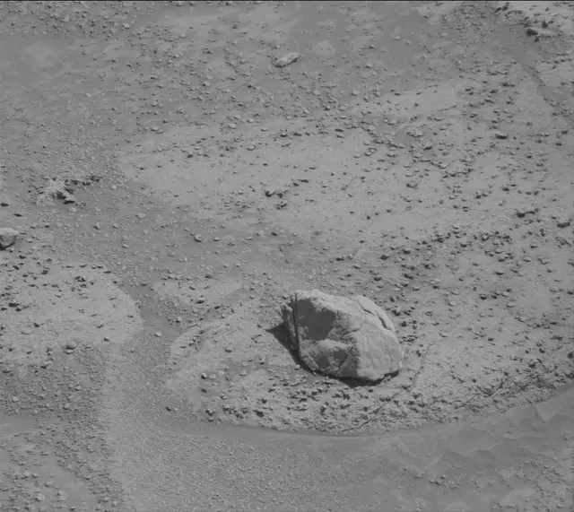 Sol 3861: Mast Camera (Mastcam)